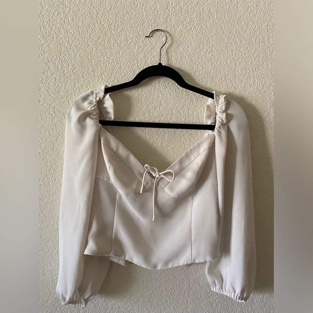 Aritzia Wilfred Satin Cottagecore Blouse